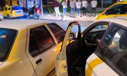 Elazığ'da 2 otomobil kafa kafaya çarpıştı: 2 yaralı