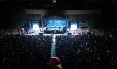 Elazığ'da Emre Altuğ rüzgarı