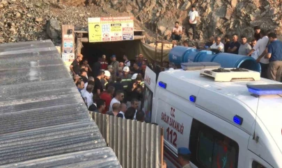 Elazığ'da göçük altında kalan işçinin cenazesi hastane morguna kaldırıldı