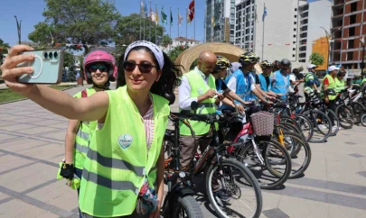 Elazığ'da pedallar sağlık için çevrildi