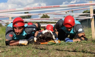Elazığ'da zorlu UMKE eğitimi tamamlandı