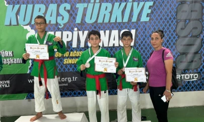 Genç sporcu Umuthan Yağcı'dan madalya
