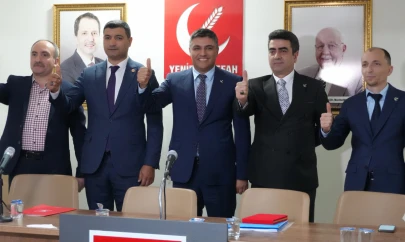 YRP Elazığ İlçe Başkanlığı'nda Devir Teslim Töreni Gerçekleştirildi