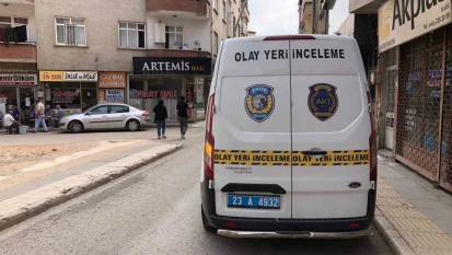Elazığ'da dördüncü kattan düşen kadın hayatını kaybetti