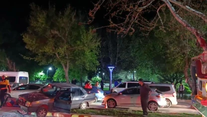 Elazığ'da zincirleme trafik kazası: 2 yaralı