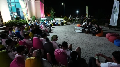 Milletvekili Keleş, Yeşilay Kampında Gençlerle Buluştu: 'Güçlü Bir Gelecek Bilinçli Gençlikle İnşa Edilir'