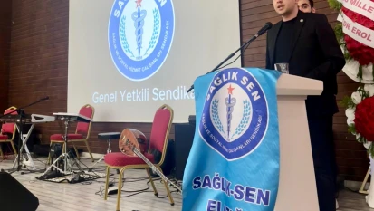 Sağlık-Sen Elazığ Üniversite Şubesi'nden Toplu Sözleşme Öncesi Talepler için Basın Açıklaması