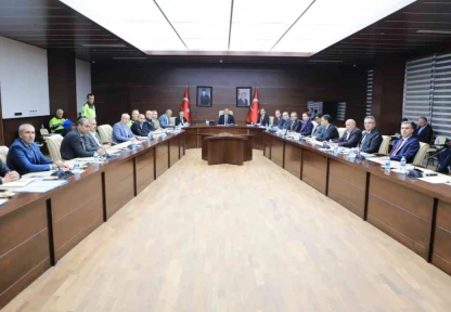 Elazığ'da 'kış mevsimi trafik tedbirleri' toplantısı yapıldı