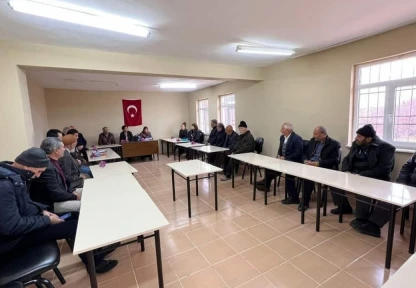 Elazığ'da çiftçilere 'tarımda tasarruflu su kullanma' eğitimi verildi