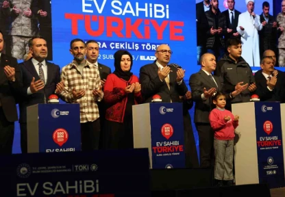 Elazığ'da sosyal konut heyecanı: 3 bin 825 konutun kurası çekildi