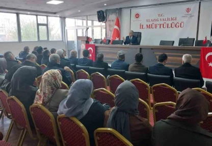 Elazığ'da vaizler bir araya geldi
