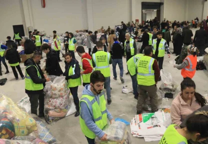 Elazığ, depremzedeler için tek yürek oldu