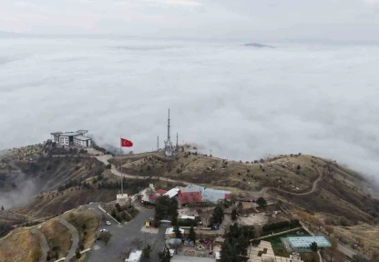 Elazığ sis denizinde kayboldu, ortaya kartpostallık görüntüler çıktı