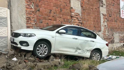 Elazığ'da trafik kazası: 2 yaralı