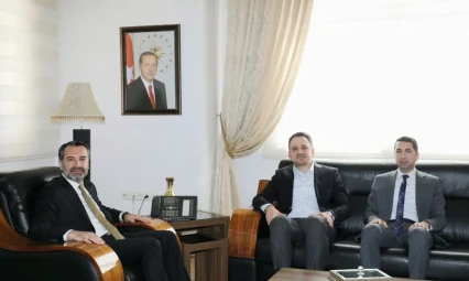 Bakan Yardımcısı Eminoğlu Elazığ'da Ziyaretlerde Bulundu