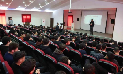 Elazığ'daki liselerde Fırat Üniversitesi tanıtıldı