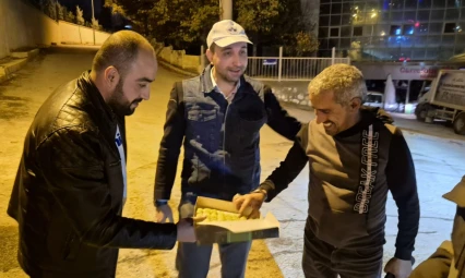 Hizmet-İş Sendikası'ndan Gece Vardiyasına Moral Ziyareti