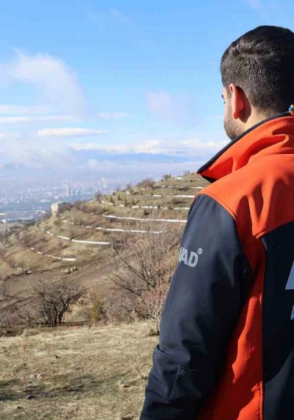 Elazığ'da kayıp yaşlı adamı arama çalışmaları sürüyor