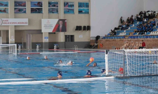 Türkiye su topu şampiyonası heyecanı elazığ'da başladı