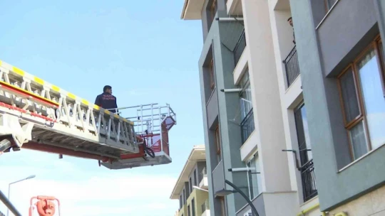 ''Pişmiş tavuğun'' başına gelmeyen olay onun başına geldi: Evde mahsur kaldığı için işinden kovuldu