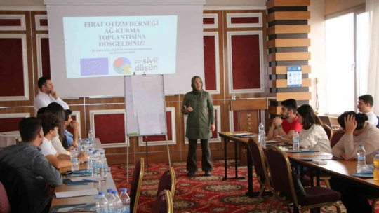 'Elazığ Otizmli Bireyler Hakları Ağı' projesi tanıtıldı