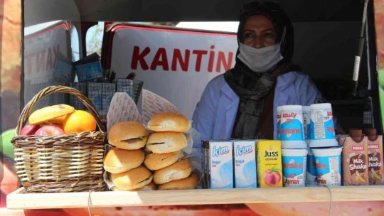 'Kantinbüs' kantini bulunmayan köy okulları için yollarda