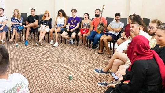 'Sınır Tanımayan Ahenk İçin Koro' Projesi ilk etap çalışmalarına başladı