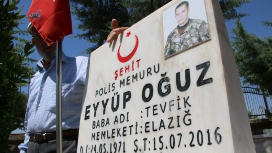 Memleketi Ve Bayrağı İçin Şehit Oldu