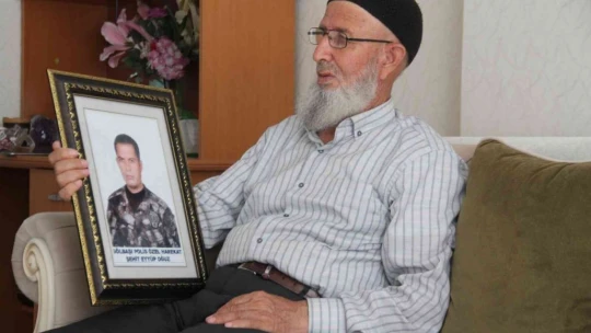 15 Temmuz şehit babası Tevfik Oğuz, 'Cumhurbaşkanımızın dirayetli olması darbe girişimini engelledi'