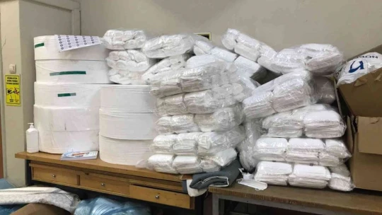 2 yılda 2 milyon maske üreterek 400 bin lira ciro yapan öğrenci ve öğretmenlerin hedefi 1 milyon TL