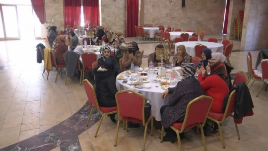 AK Parti Elazığ Kadın Kolları'ndan Vefa Buluşması