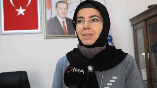 28 Şubat mağduru olan Türkiye'nin ilk başörtülü Belediye Başkanı Fethiye Atlı o süreci anlattı