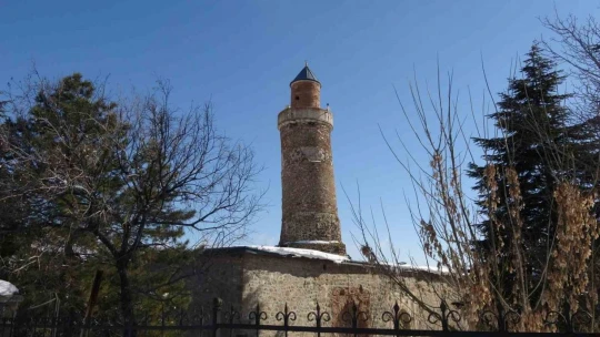 3 büyük deprem gören 5 bin yıllık tarihi mahallede tek taş bile düşmedi