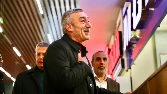Septioğlu, Hak ve Adalet Çizgisinde, İnsanımıza Hizmet İçin Geleceğiz