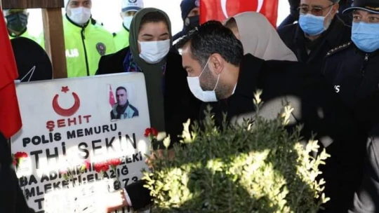 Şehidimize Çok Yakıştı