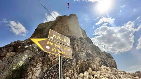 5 bin yıllık Harput Kalesi'nde restorasyon tüm hızıyla sürüyor