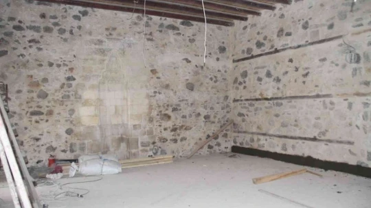 515 yıllık tarihi Ahmet Bey Camisinde restorasyon çalışmaları sürüyor