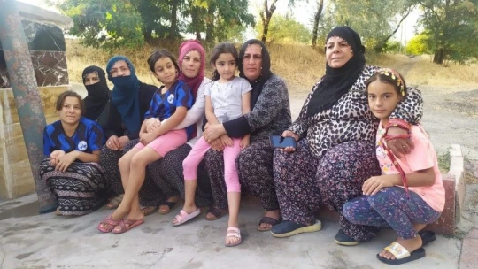 703 yıllık çeşmede bayram öncesi halı yıkama geleneği