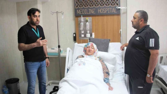 71 yaşında 136 kiloya ulaşan Nezaket teyze, sağlığına Elazığ'da kavuştu