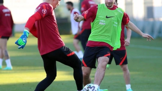 A Milli Futbol Takımı beşinci antrenmanını yaptı