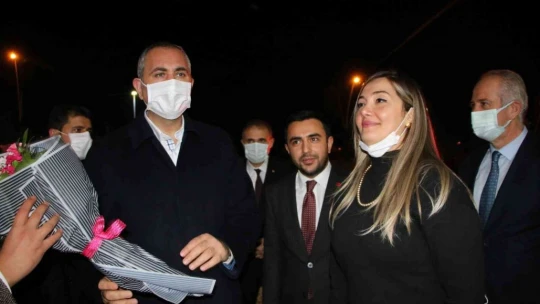 Adalet Bakanı Gül: 'Türkiye ne zaman kendi ayakları üstünde durmaya çalışsa hukuksuzluk ve antidemokratik uygulamalar devreye girdi'