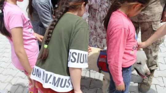 Ahıska Türklerine özel ziyaret: Komandolar teşekkür etti