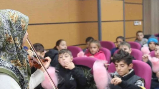 Ahıska Türkü çocuklarına yönelik sinema etkinliği
