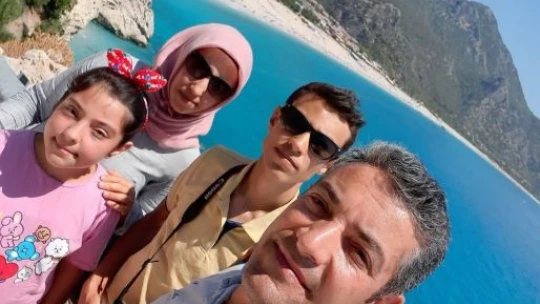 Ailece Türkiye'yi gezdiler şimdi sıra dünya turunda