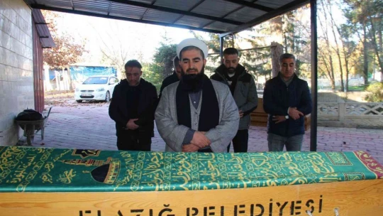Ailesi cenazeyi kabul etmedi, zihinsel engelli kız kimsesizler mezarlığına defnedildi