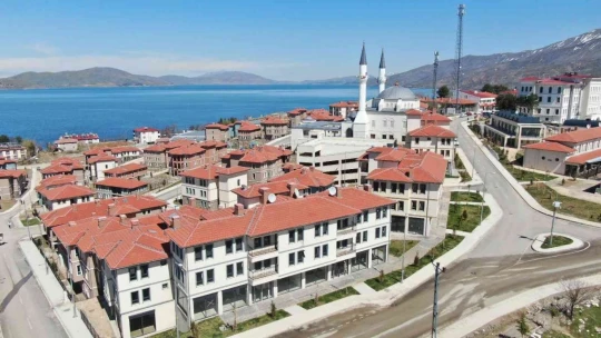 '19 bin 174 konutun kuraları çekildi'