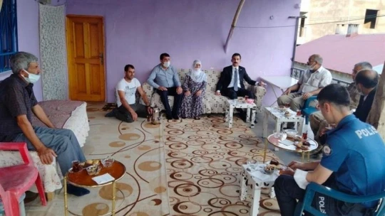 Arıcak Kaymakamı Şan şehit yakınları ile bir araya geldi