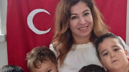 Azmin ismi Yeşim öğretmen: Engelleri aştı, 3 üniversite bitirdi 2'sine devam ediyor