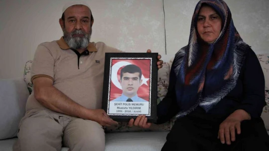 Babalar Günü'nde şehit oğluna ziyaret