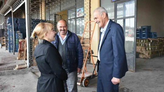 Bağımsız aday Prof. Dr. Yasemin Açık, 'Arkamda bana güç veren hemşehrilerim var'